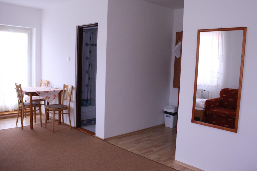Penzion Koras Vrútky Exteriér fotografie
